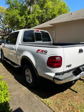 White 2003 Ford F-150 XLT SuperCrew