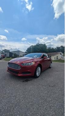2016 Ford Fusion Hybrid SE