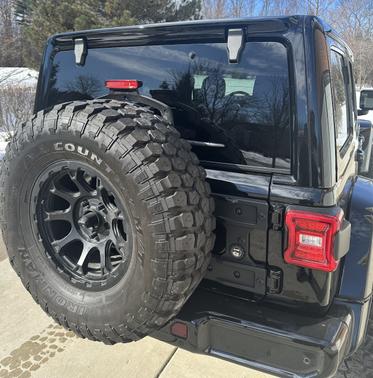 2021 Jeep Wrangler Unlimited Sahara High Altitude