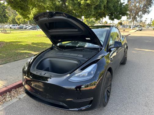 2024 Tesla Model Y Long Range