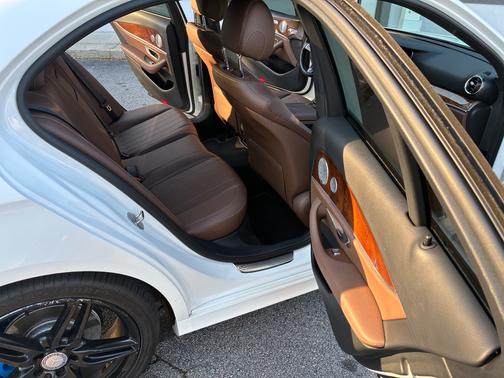 2017 Mercedes-Benz E-Class E 300 4MATIC