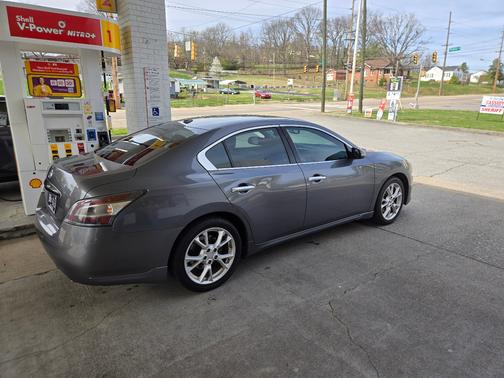 2014 Nissan Maxima SV