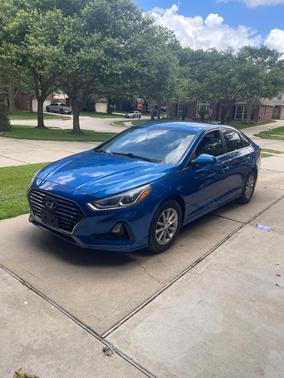Blue 2019 Hyundai SONATA SE