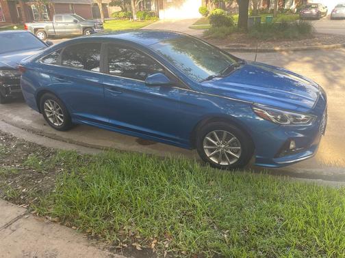 Blue 2019 Hyundai SONATA SE