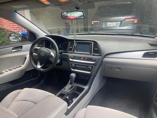 Blue 2019 Hyundai SONATA SE
