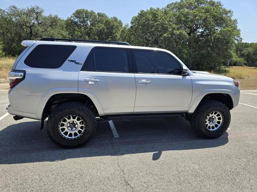2024 Toyota 4Runner TRD Off Road Premium
