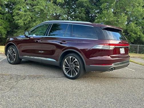 Purple 2021 Lincoln Aviator Reserve AWD