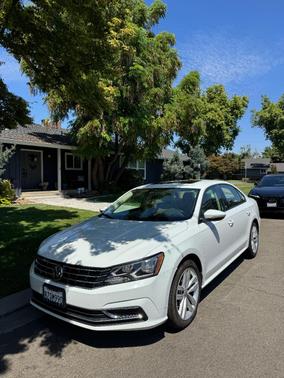 White 2019 Volkswagen Passat 2.0T Wolfsburg Edition