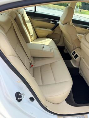 White 2013 Acura TL 3.5