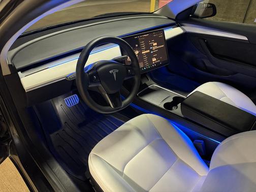 Gray 2022 Tesla Model 3 Performance