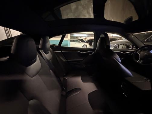 2017 Tesla Model S 75