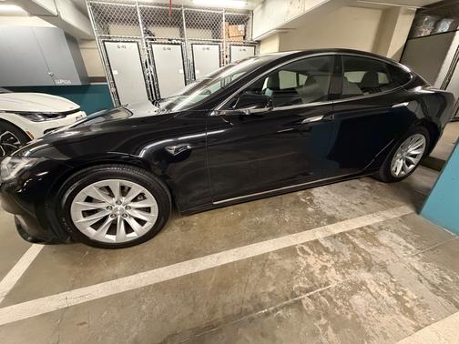 2017 Tesla Model S 75