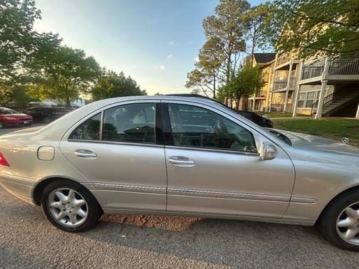 Silver 2003 Mercedes-Benz C-Class C320
