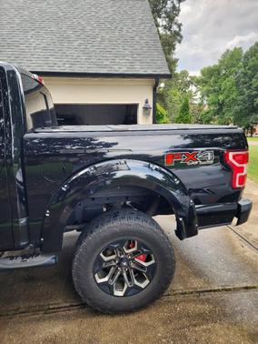 Black 2019 Ford F-150 XLT