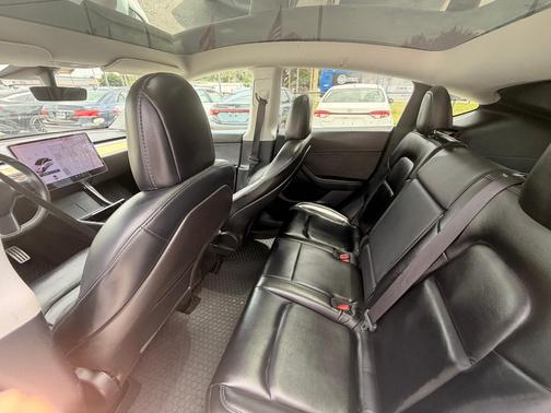 White 2020 Tesla Model Y Performance