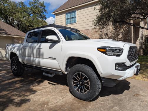 2020 Toyota Tacoma TRD Sport