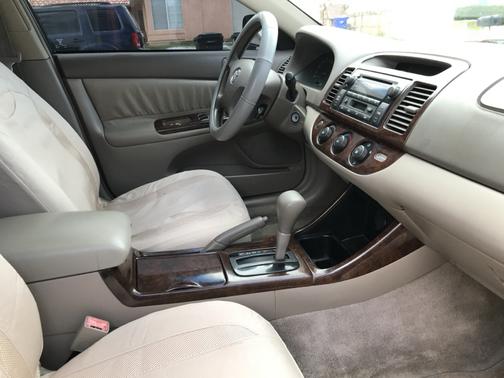 2003 Toyota Camry LE V6