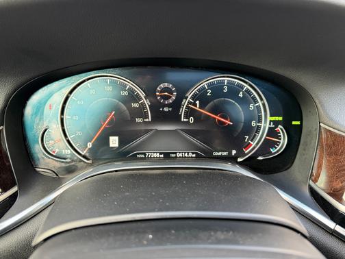 2016 BMW 750 i xDrive