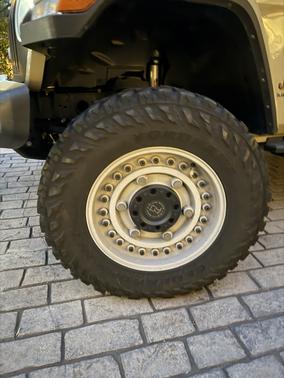 Beige 2022 Jeep Gladiator Rubicon