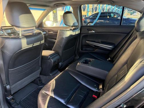 Black 2010 Honda Accord EX-L