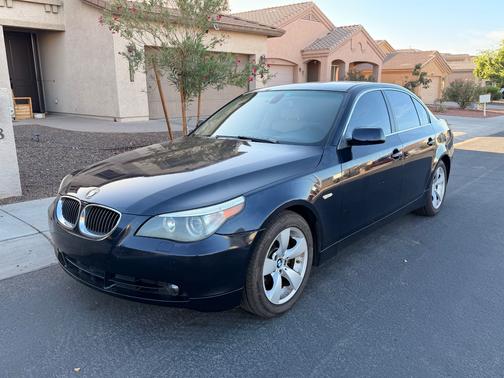 Blue 2007 BMW 530 i