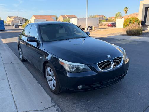 Blue 2007 BMW 530 i