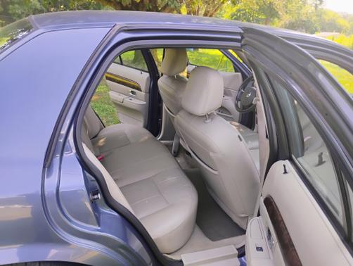 2009 Mercury Grand Marquis LS