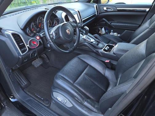 Black 2012 Porsche Cayenne Cayenne
