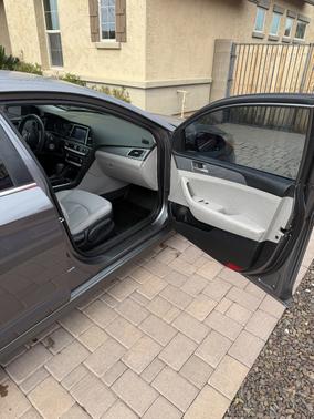 2018 Hyundai SONATA SE