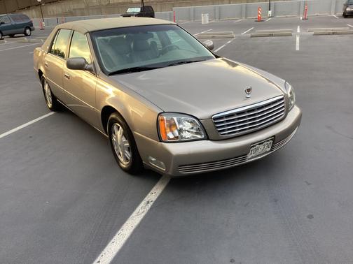 2004 Cadillac DeVille Base