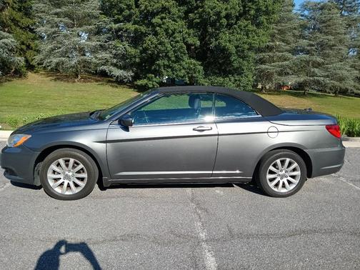 Gray 2013 Chrysler 200 Touring