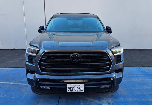 2024 Toyota Sequoia Platinum