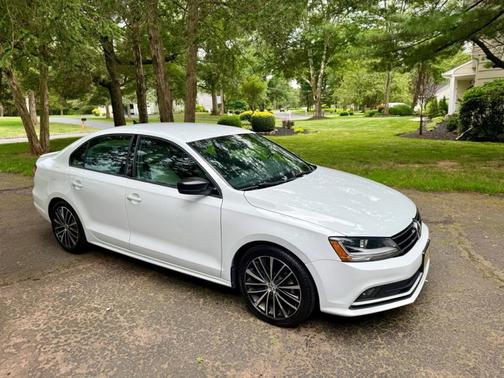 2017 Volkswagen Jetta 1.8T Sport