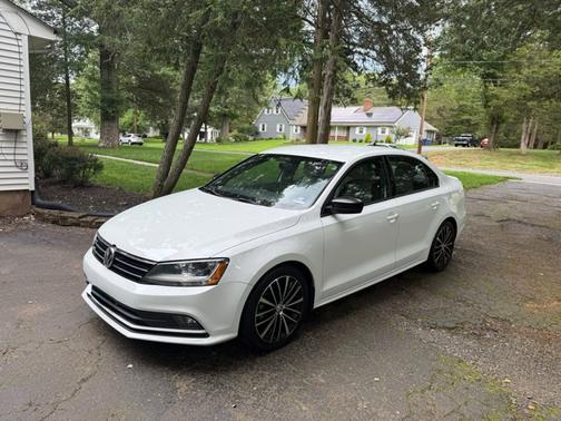 2017 Volkswagen Jetta 1.8T Sport