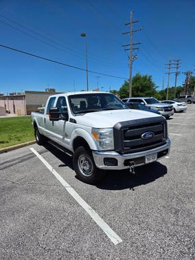 White 2015 Ford F-250 XL