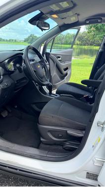 White 2021 Chevrolet Trax LS