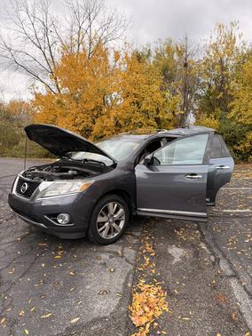 2013 Nissan Pathfinder Platinum