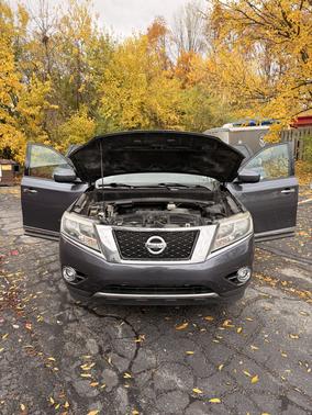 2013 Nissan Pathfinder Platinum