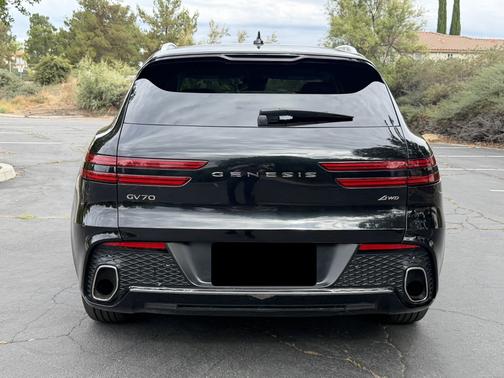 Black 2025 Genesis GV70 2.5T