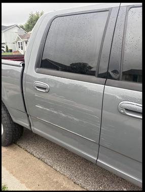 Gray 2002 Ford F-150 XLT SuperCrew