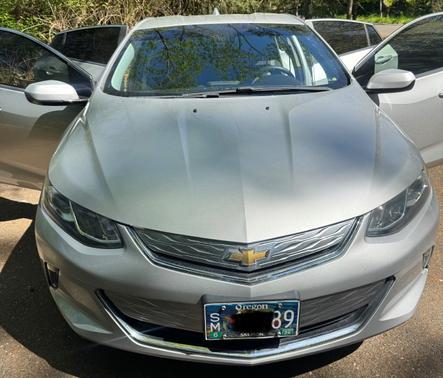 Silver 2017 Chevrolet Volt LT