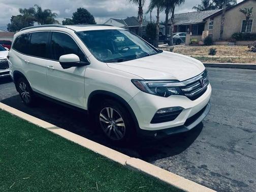 White 2017 Honda Pilot EX-L