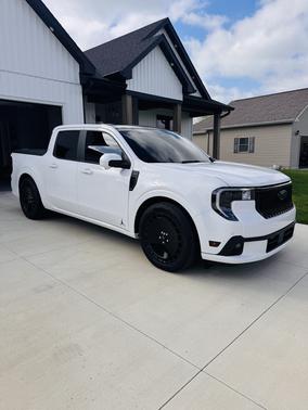 White 2025 Ford Maverick Lobo High
