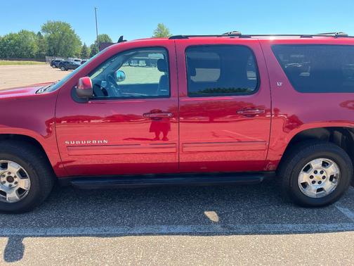 Red 2013 Chevrolet Suburban 1500 LT