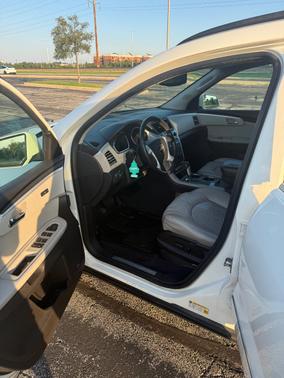 White 2012 Chevrolet Traverse LTZ