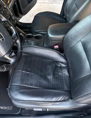 Silver 2013 Kia Sorento EX