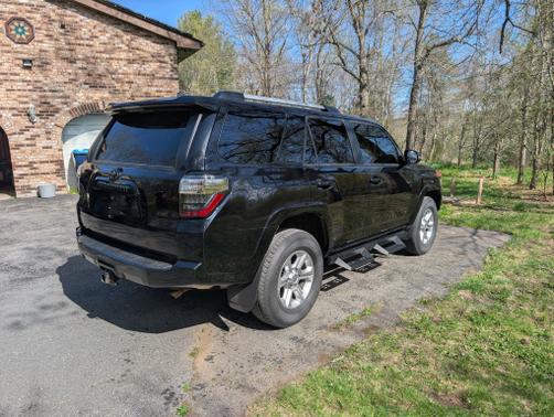 Black 2024 Toyota 4Runner SR5 Premium