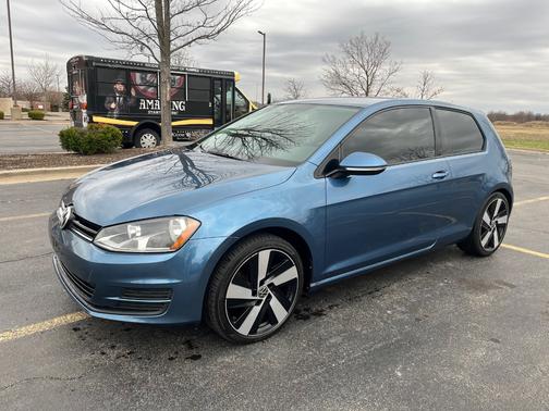 2015 Volkswagen Golf Auto TSI S