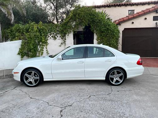 White 2008 Mercedes-Benz E-Class E320 Bluetec