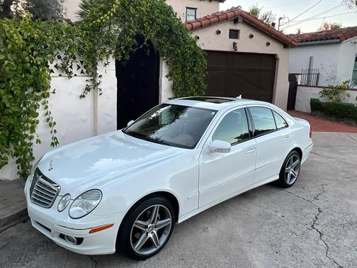 White 2008 Mercedes-Benz E-Class E320 Bluetec